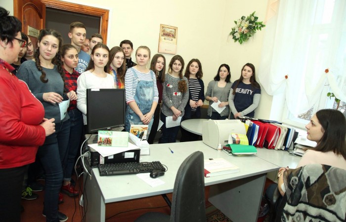 12 група 2017