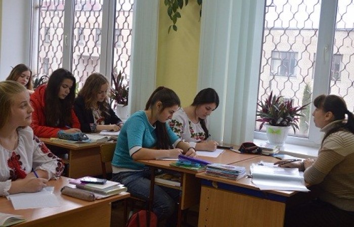 d4